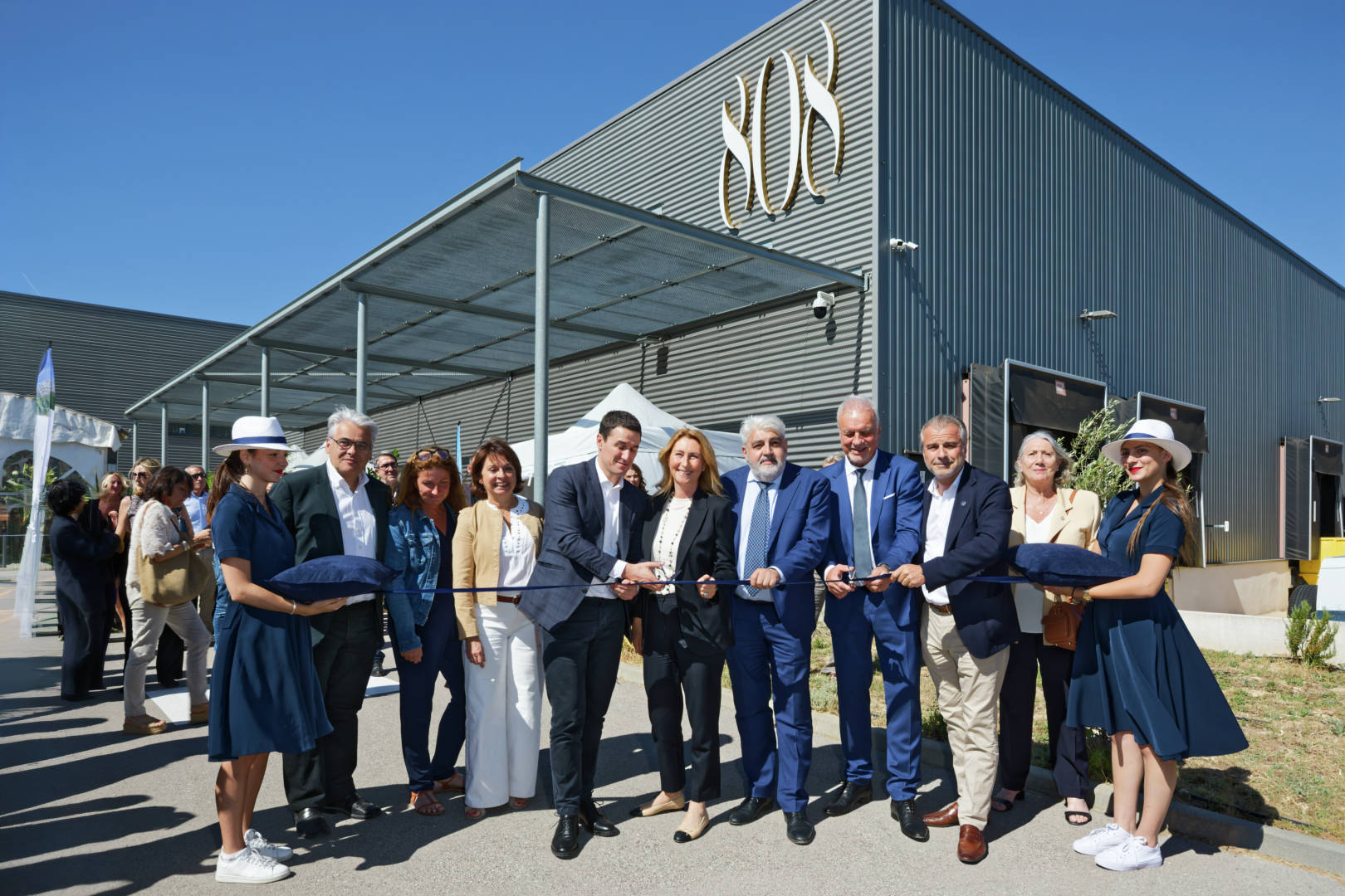Inauguration eau 808