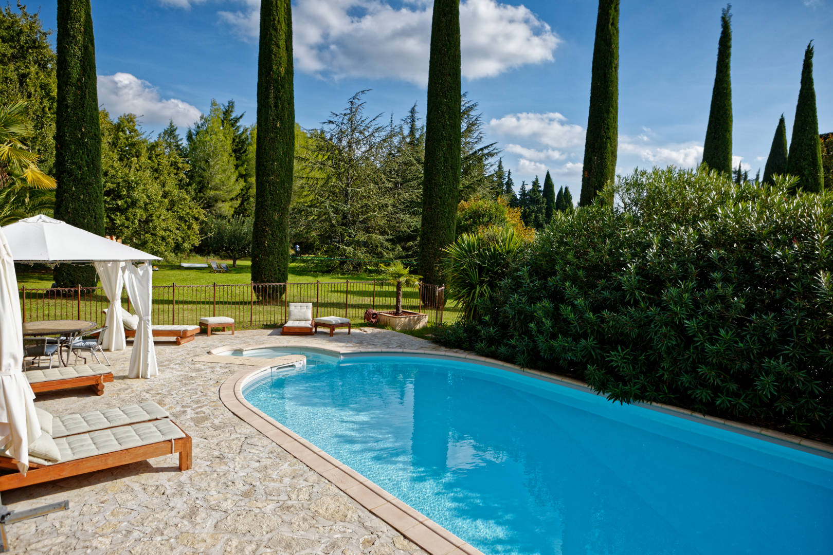 Maison familiale, Lambesc (13)